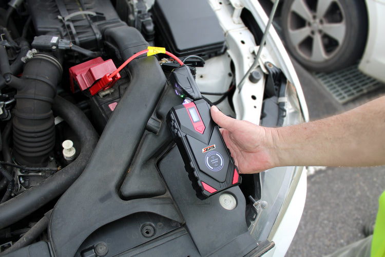 Silvan 850AMP JUMPSTART POWERBANK TORCH